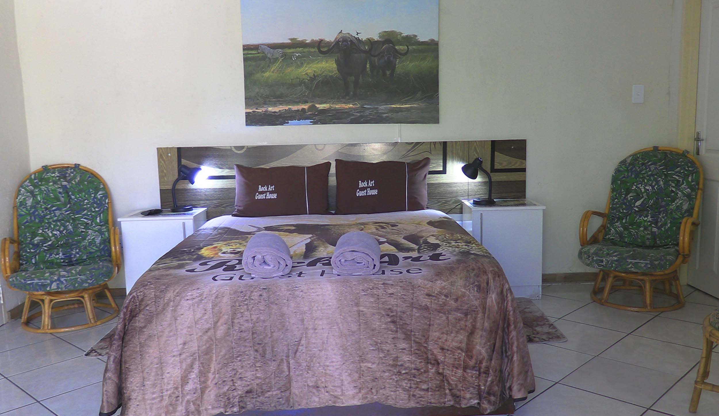 Witbank_Accommodation_Rock_Art_Guest_House_Room_2-2500-2026
